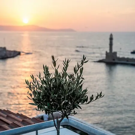 Alexandra's Lighthouse View Будинок відпочинку